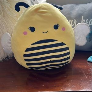 11” Sunny the Bee Squishmallow